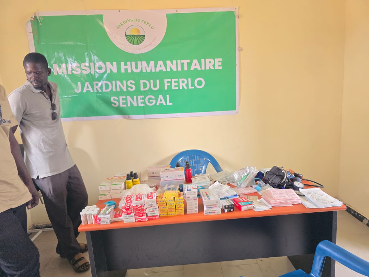Mission humanitaire Jardins du Ferlo — médicaments